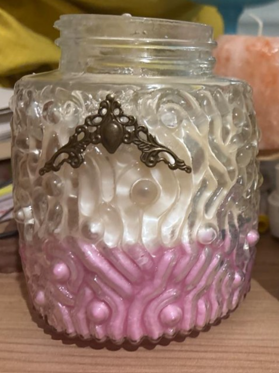 Vintage Unique Objects · 6